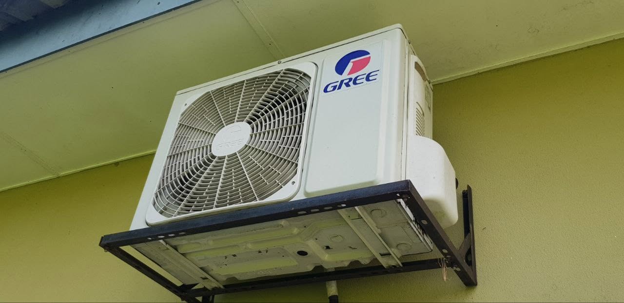 Kerja servis aircond 2